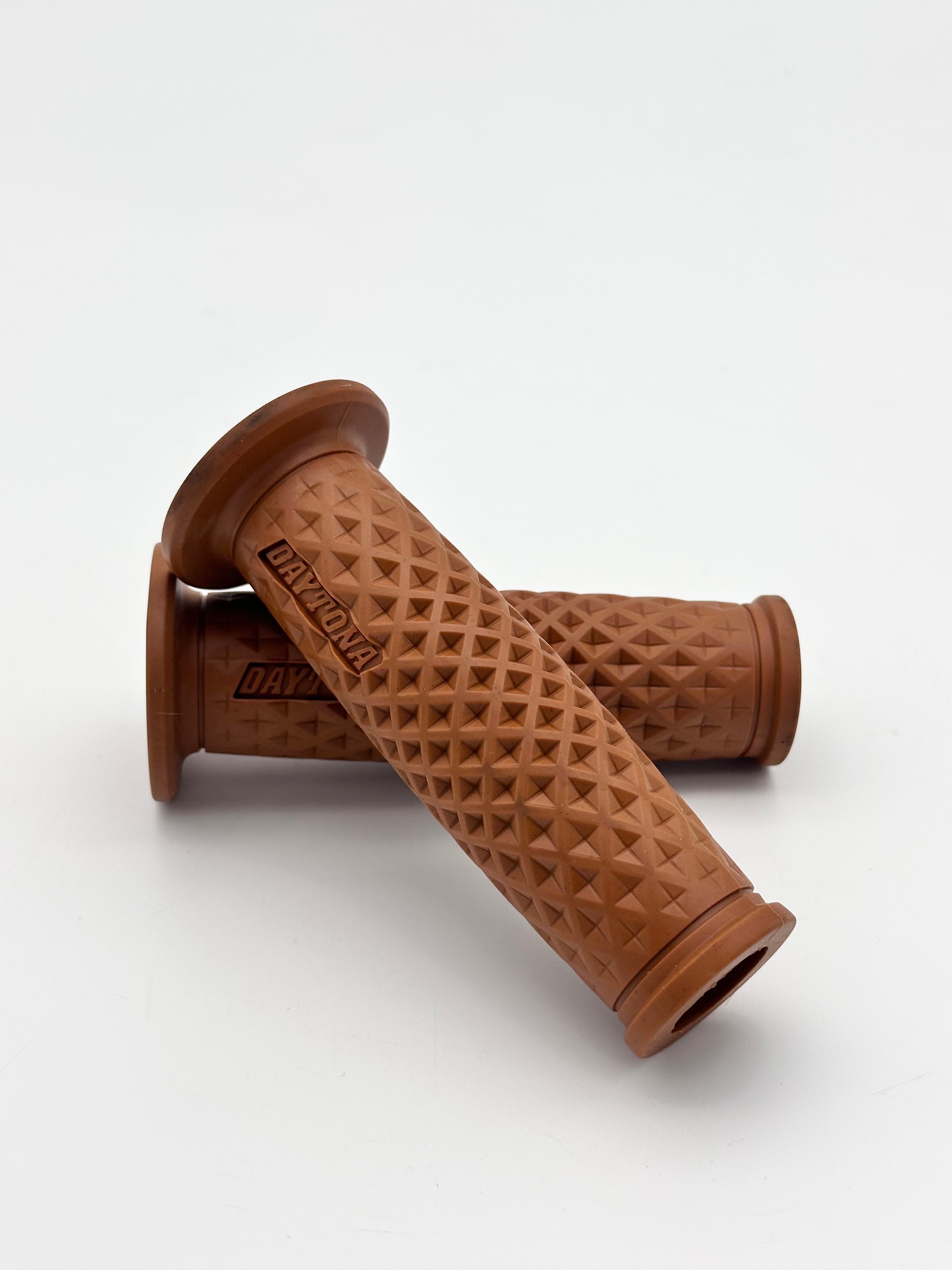 Grippy Grip - 7/8th Cafe Racer style handlebar grips (Copy)