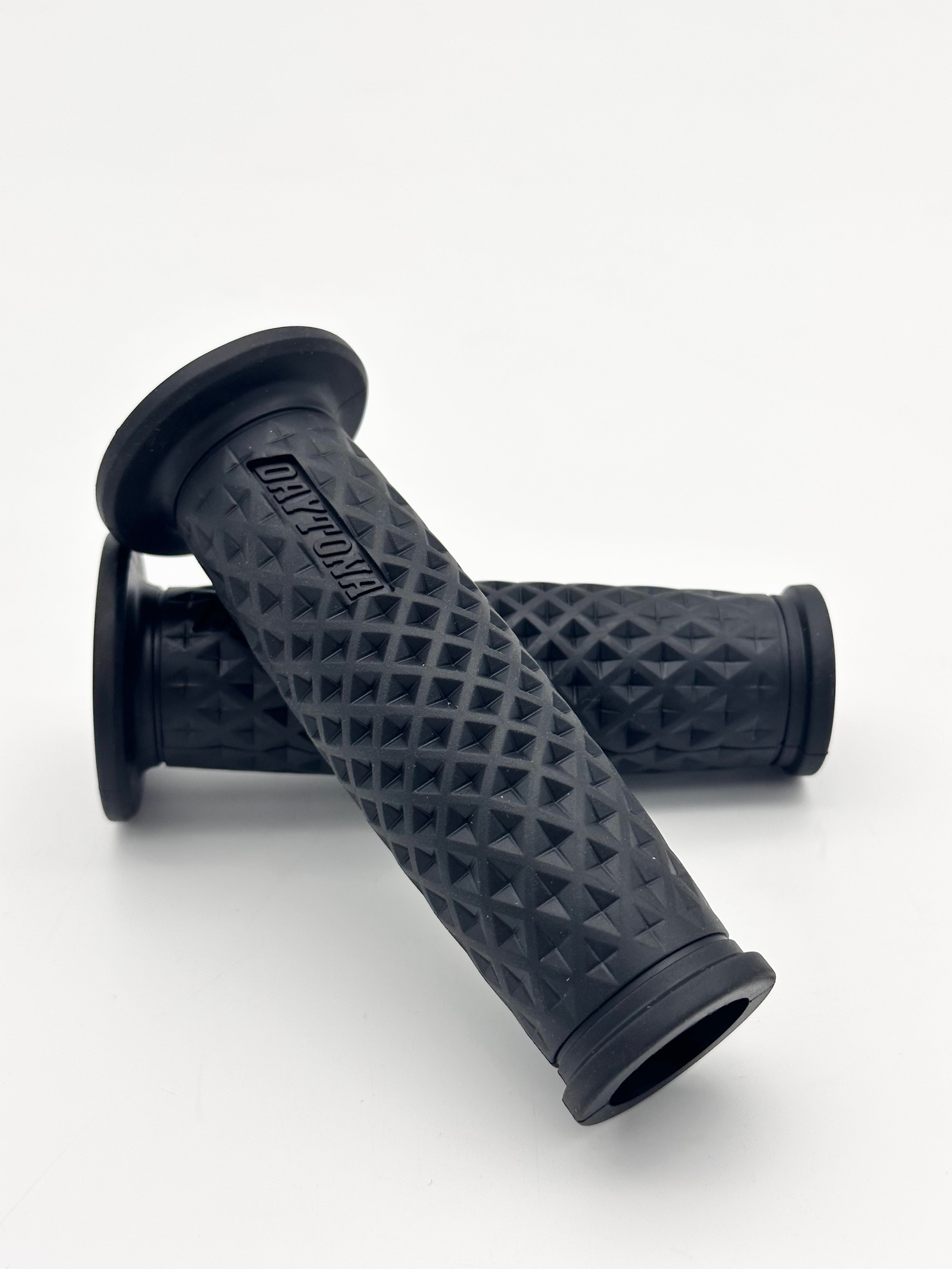 Grippy Grip - 7/8th Cafe Racer style handlebar grips (Copy)