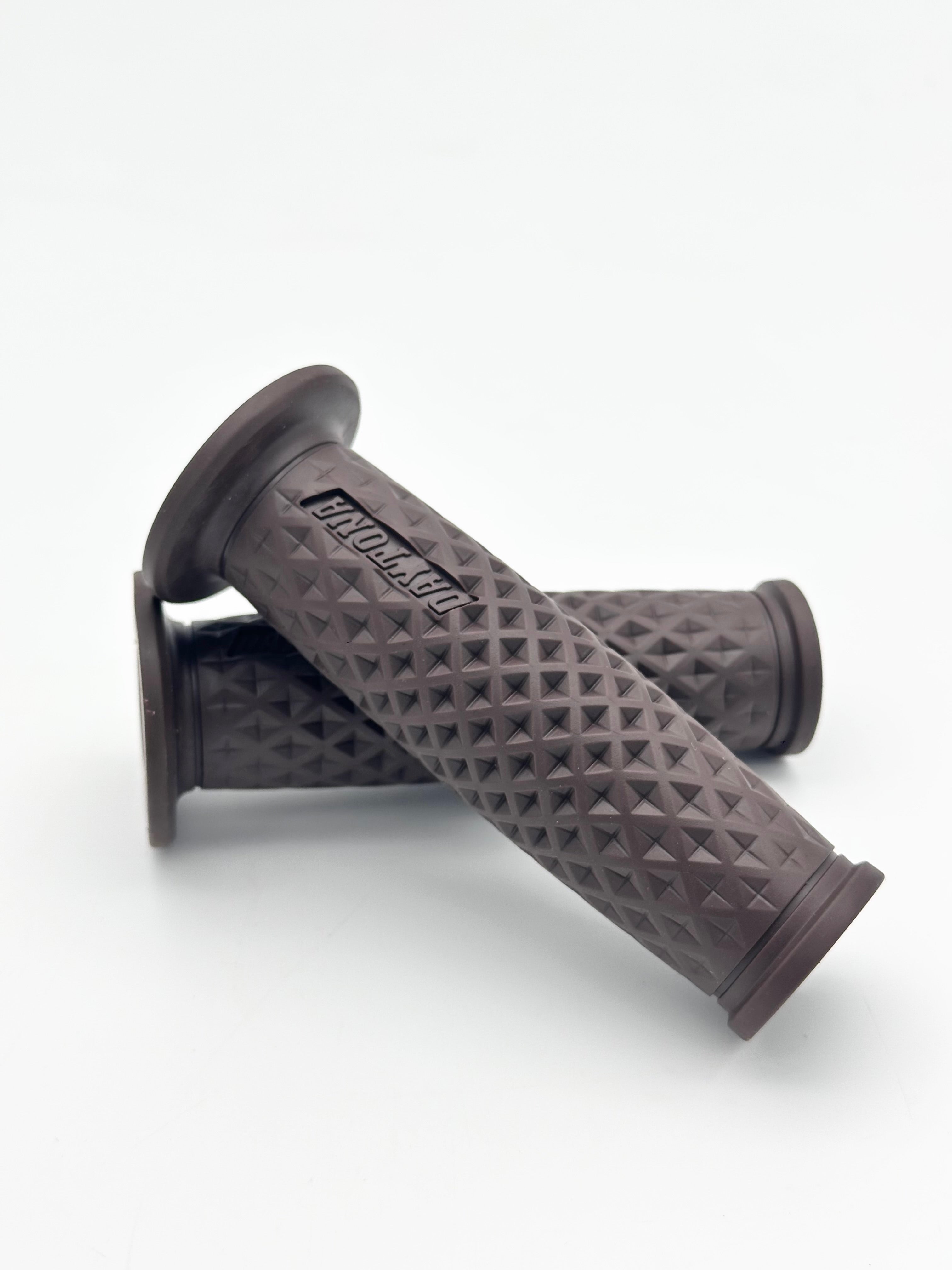 Grippy Grip - 7/8th Cafe Racer style handlebar grips (Copy)